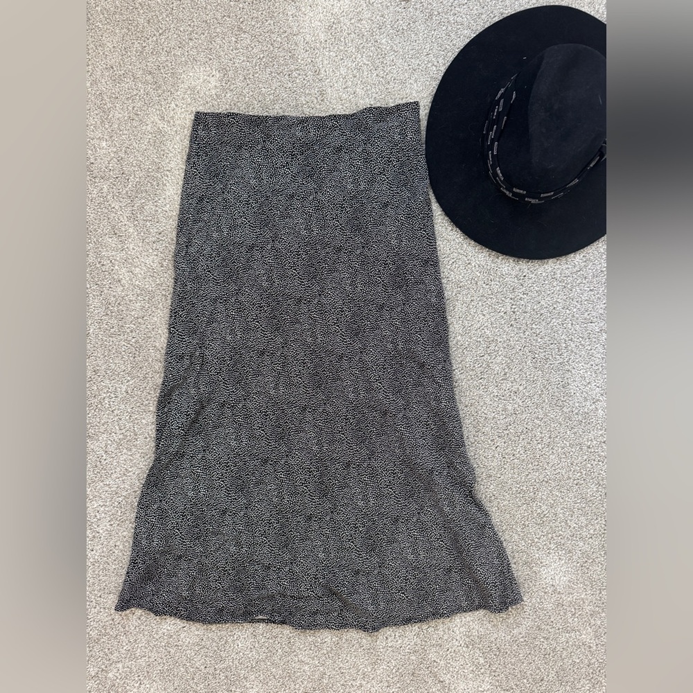 NWOT Auguste the Label Printed Midi Skirt